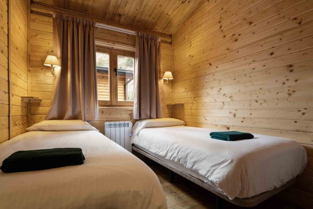 Bungalows-Andorra-Canillo-Els-Meners-2-4-persones-1